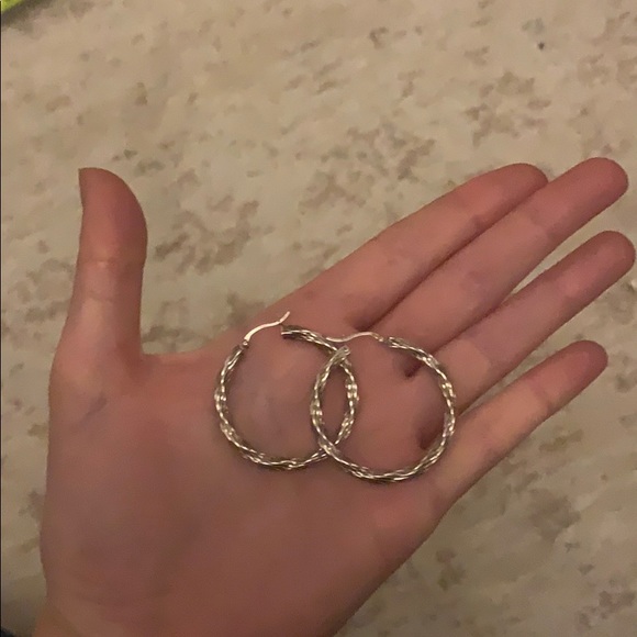 Mini solid woven 925 Sterling Silver hoops - Picture 4 of 4
